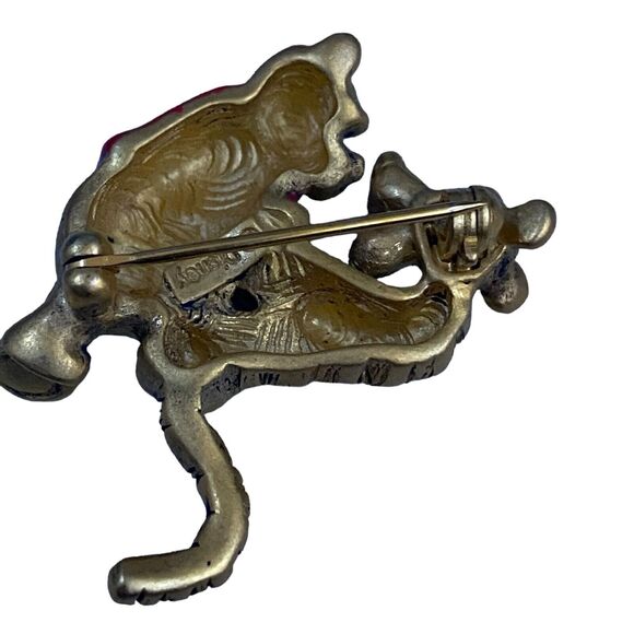 Winnie the Pooh and Tigger Jumping Tummy Disney Parks Pin Brooch Gold Tone 1.5" - Picture 7 of 8